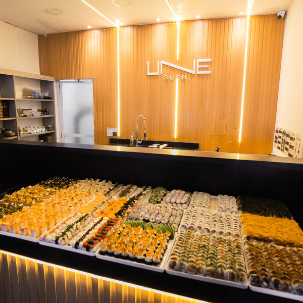 Foto da capa de UNE Sushi - Restaurante Japones com Rodízio